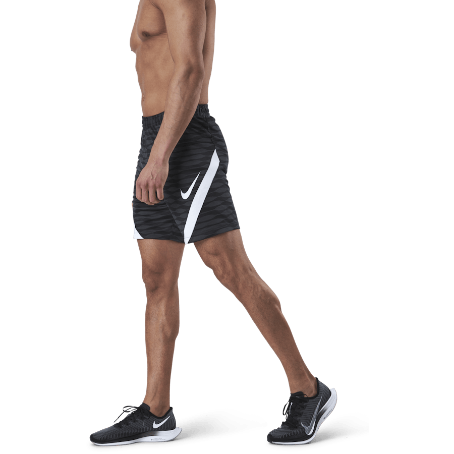 Dry Strike Short White/Black