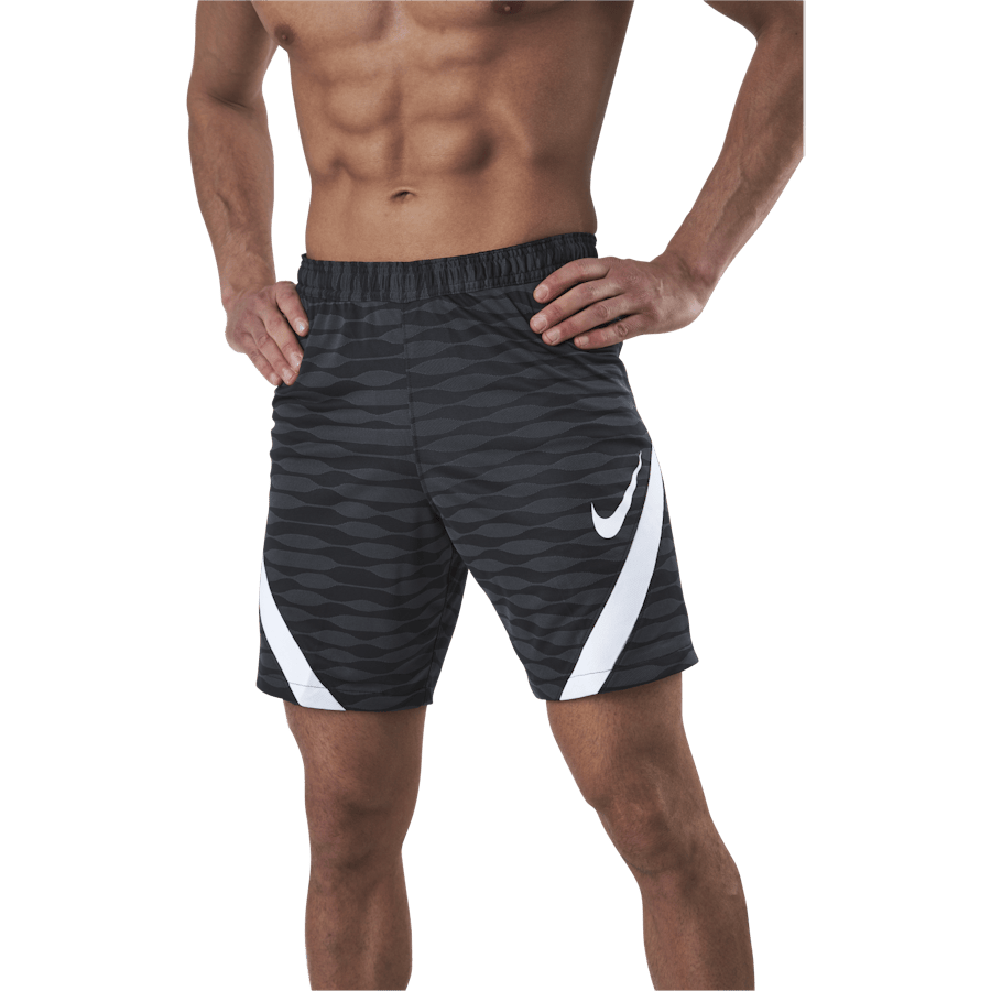 Dry Strike Short White/Black