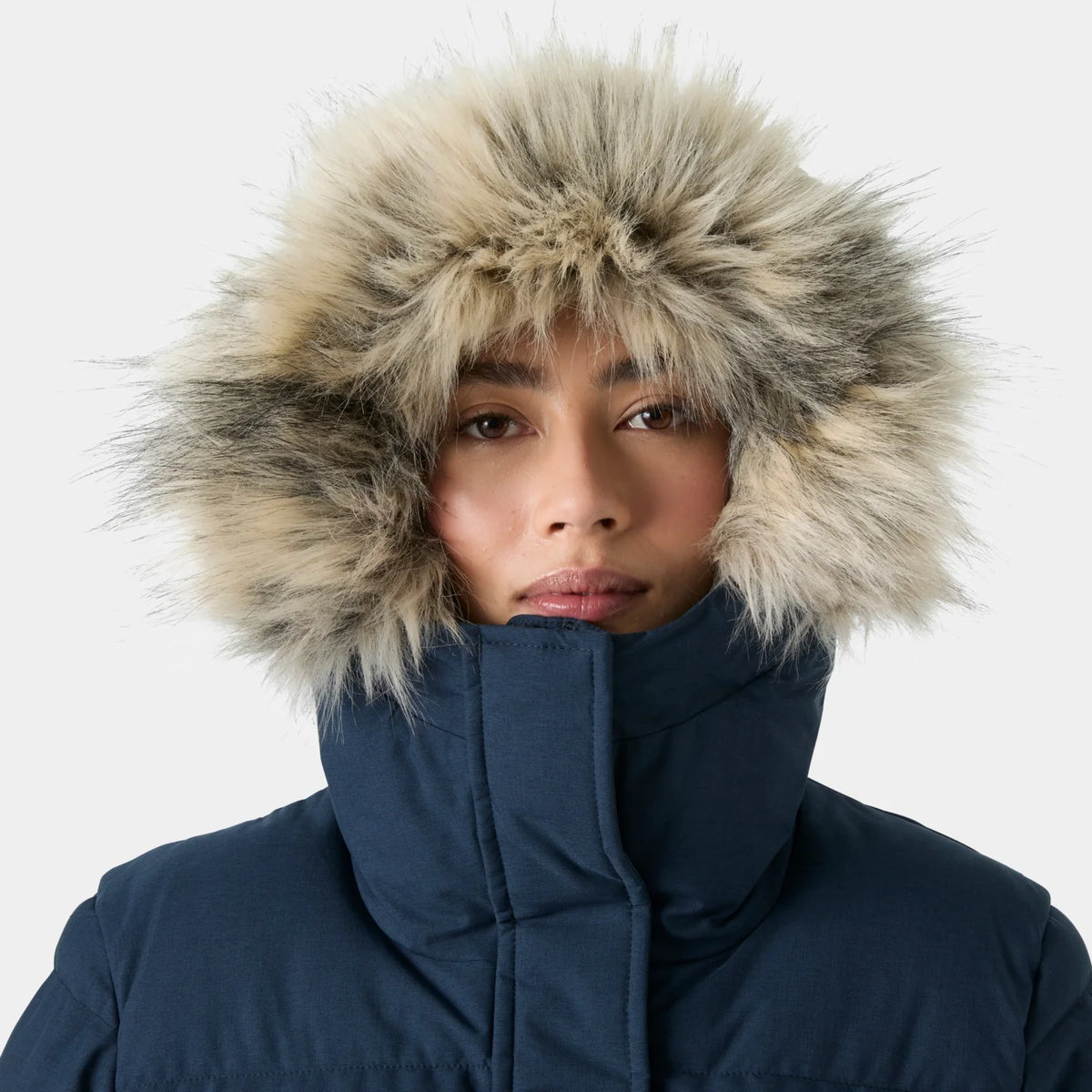 Helly Hansen | Elegant Lång Vinter Dunjacka Dam Med Fuskpäls Huva