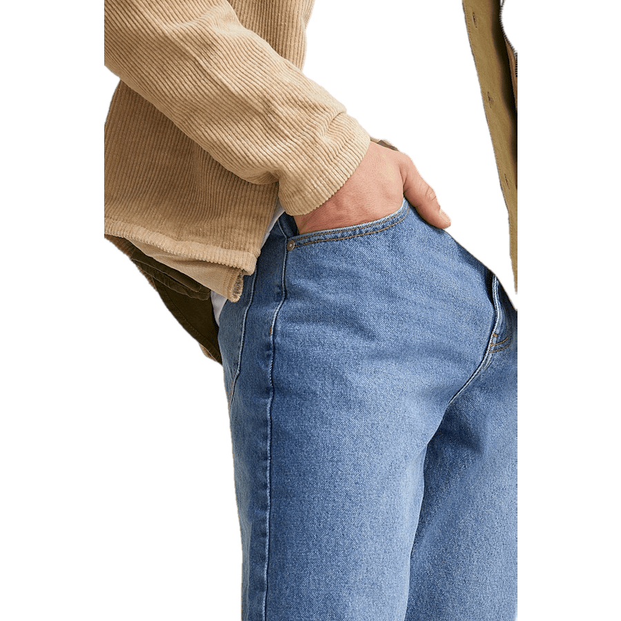 Regular Tapered Jeans — Mid Blue