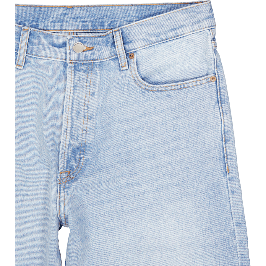 Dash Shorts Stream Light Worn