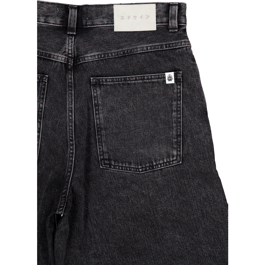 Worker Short Black
